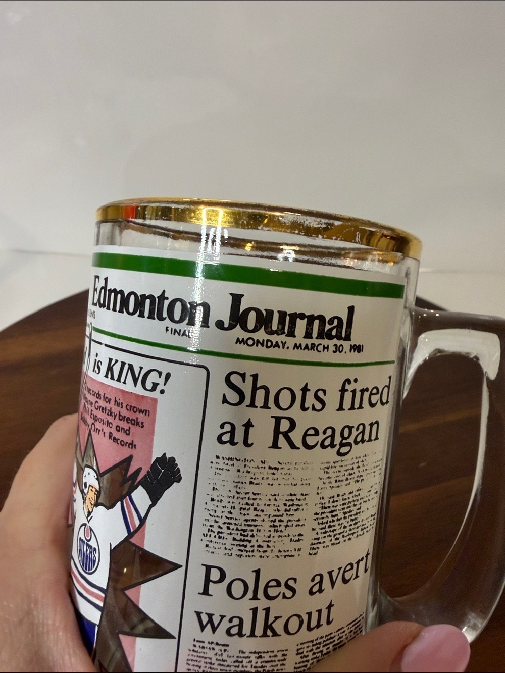 VTG 1981 Wayne Gretzky Edmonton Journal Glass Beer Mug Kid Is King Oilers Set 2 - Picture 13 of 16